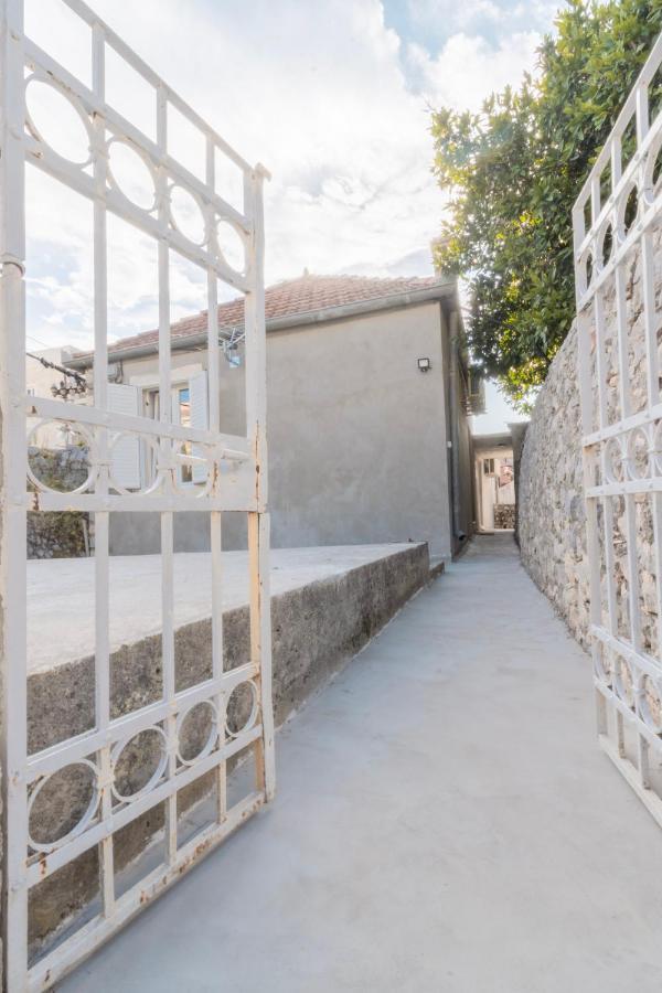 Apartments Florian Lopud Luaran gambar