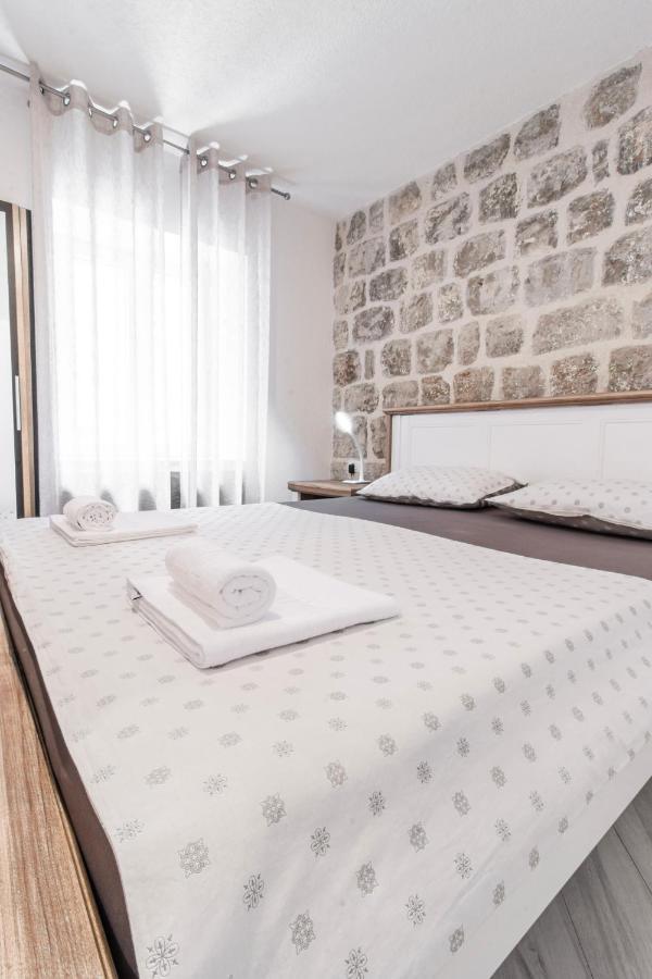 Apartments Florian Lopud Luaran gambar